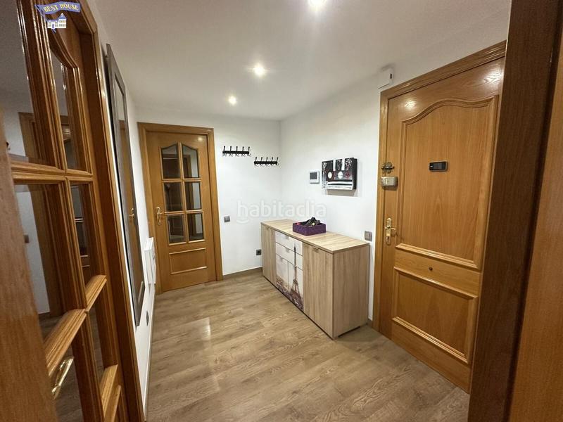 Foto 56c21987-04fe-4e2e-b82e-bb949eefad98. Appartement avec chauffage parking piscine dans Can Clos-Pinetons Ripollet