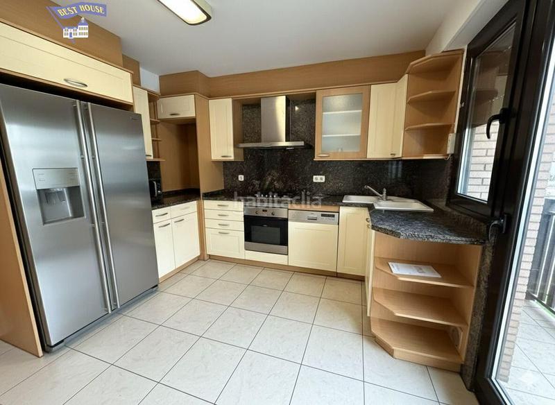 Foto 1b0e0432-ac3e-46a3-b8dd-35238a2bbac9. Pis amb calefacció aparcament a Centre Sabadell