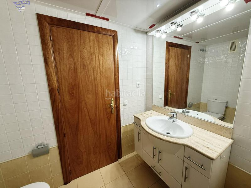 Foto 3582ccc3-d778-4b72-9a1e-4dd8dc4b1952. Pis amb calefacció aparcament a Centre Sabadell