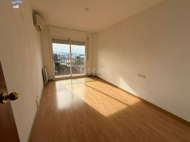 Foto 0ab882e8-b63b-460f-8d4f-0ef2b3224cb2. Pis amb calefacció aparcament a Tres Torres Granollers