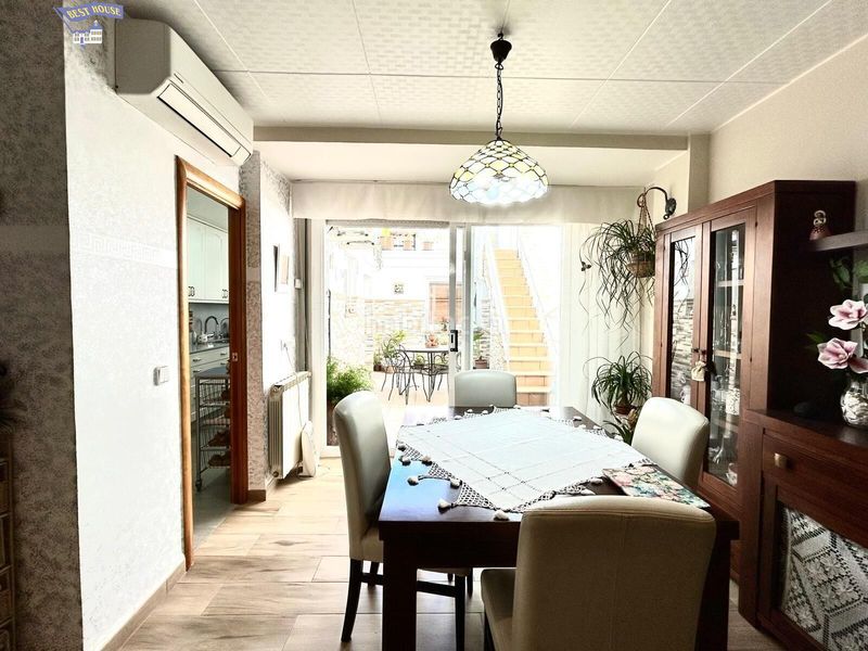 Foto 13aaec59-71ba-4557-962a-0fed55f99ea9. Casa amb calefacció aparcament a Ca n'Aurell Terrassa