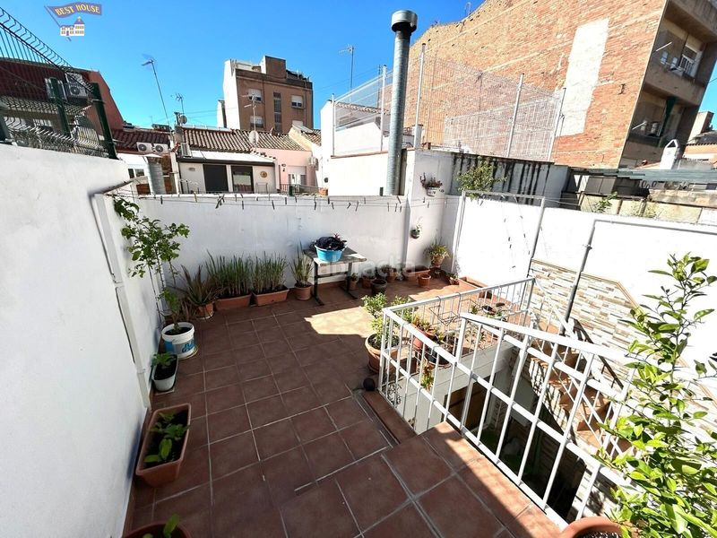 Foto 4cf9a467-611e-4b59-85f9-74c916a49602. Casa amb calefacció aparcament a Ca n'Aurell Terrassa