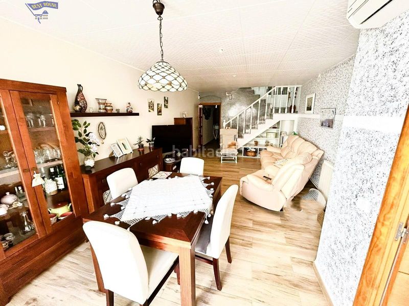 Foto d7ef87b4-eb8a-48e6-825c-088f229ac806. Casa amb calefacció aparcament a Ca n'Aurell Terrassa