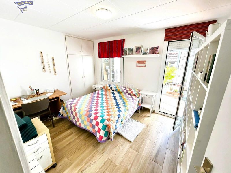 Foto de060b24-3585-413f-8cec-d734bbc11928. Casa amb calefacció aparcament a Ca n'Aurell Terrassa