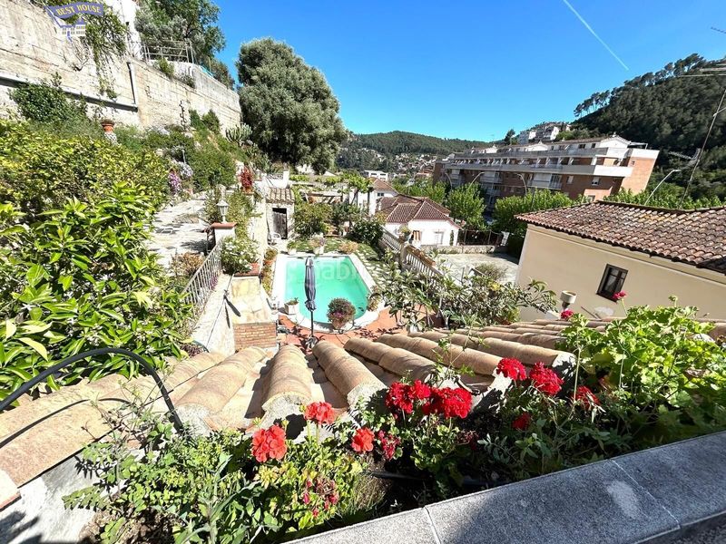 Foto 95c3e287-f0d9-4492-b95d-189e07e64974. Casa amb calefacció aparcament piscina a Vallirana