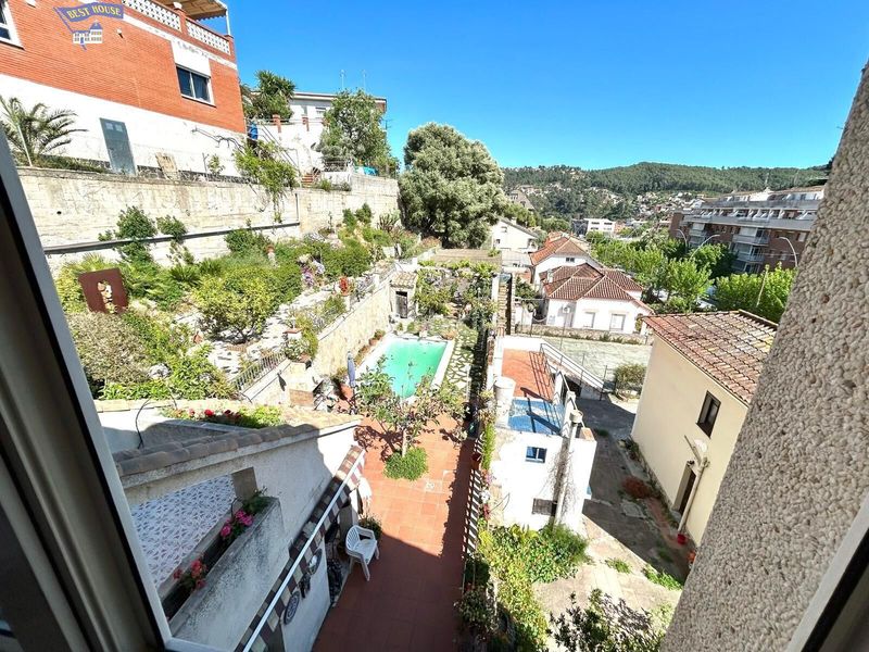 Foto f8f08088-7018-4f57-be85-66170ad0b796. Casa amb calefacció aparcament piscina a Vallirana