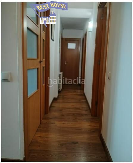 Foto 18fc4161-8756-45bb-811d-2eddee92d535. Pis amb calefacció aparcament a Can Rull Sabadell