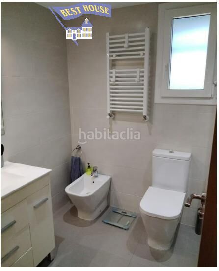 Foto 3beabdaa-b340-4c50-b32b-9595ce2c72b3. Pis amb calefacció aparcament a Can Rull Sabadell