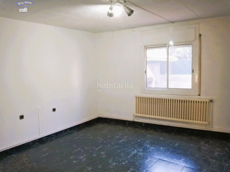 Foto 7158ae5d-7972-4fc9-8da2-904787160c4f. Casa amb calefacció aparcament a Sallent