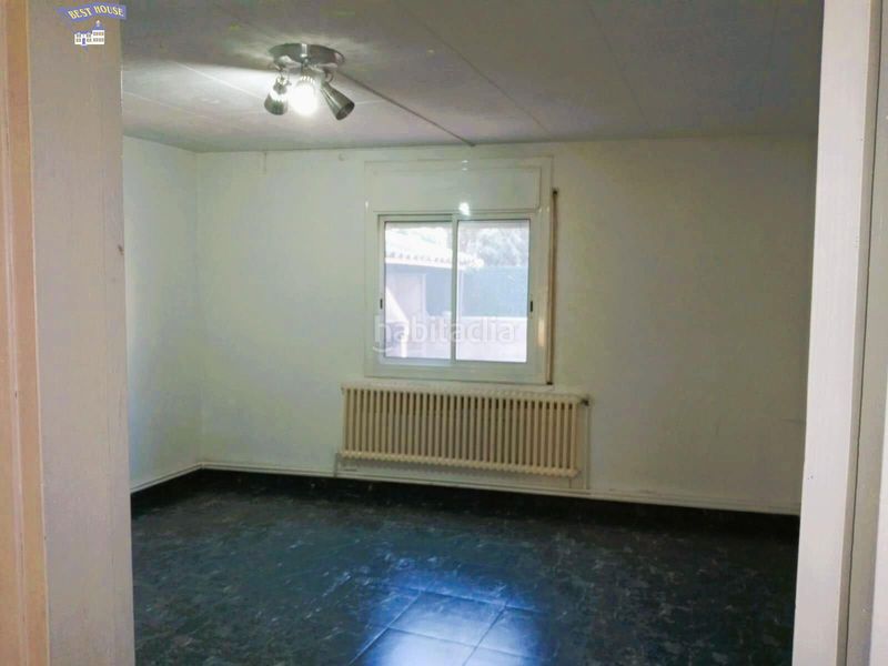 Foto a630d3c6-bbb3-4878-a704-25419e5d8d08. Casa amb calefacció aparcament a Sallent