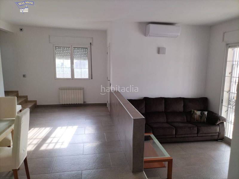 Foto f19e10c7-f4d4-4434-a924-9016b5c560a3. Casa amb calefacció aparcament piscina a Lliçà d´Amunt