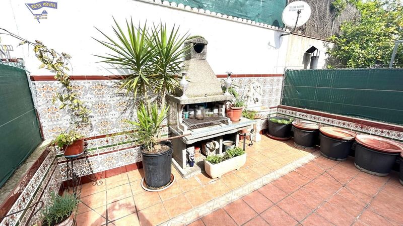 Foto 1628d1be-d122-477c-a1e9-54608d652e24. Casa amb calefacció aparcament a Roc Blanc Terrassa