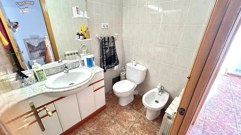 Foto e44dfd60-8e14-45b8-b5da-7b33af75f5f7. Casa amb calefacció aparcament a Roc Blanc Terrassa