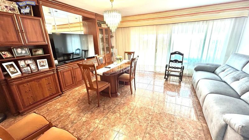 Foto e563871d-a1b7-45a6-9af7-7b7b7fe101bd. Casa amb calefacció aparcament a Roc Blanc Terrassa