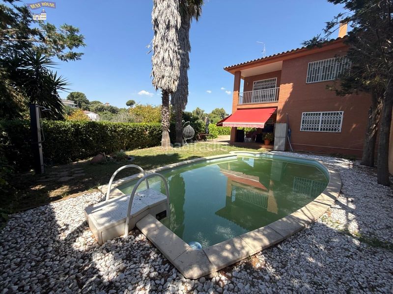 Foto 1eecc296-3942-4bee-83f0-02c0092b9624. Casa amb calefacció aparcament piscina a Caldes de Montbui