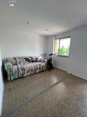 Pis a Mas Rampinyo - Montcada Nova - Carrerada. Piso con gran potencial en mas rampinyo  crea el hogar que siemp