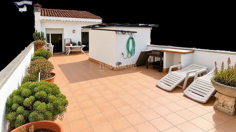 Foto c93f3bc3-20ba-43e5-aebd-dda7e24c0e1b. Casa en exclusiva!!! casa de 5 habitaciones en el corazon de rubi con parking, terraza y ascensor. en Rubí