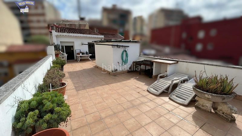 Foto dd9e7169-77aa-41d8-94b0-af372a5ebafa. Casa en exclusiva!!! casa de 5 habitaciones en el corazon de rubi con parking, terraza y ascensor. en Rubí