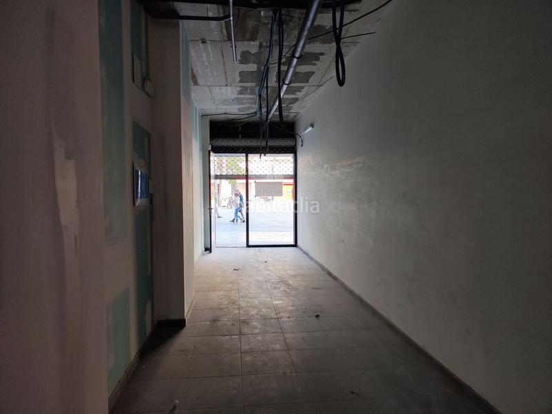 Foto 1a29d52e-b2e3-498b-b93d-d7b4f9bb0a8a. Alquiler local comercial en plaza perpinyà 6 local en pl perpinyà, 6, en Granollers