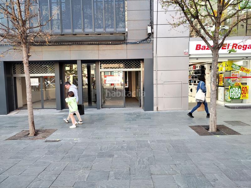 Foto 3cc6c1a9-2c80-4c8b-8a8d-9fa8afe82d5f. Alquiler local comercial en plaza perpinyà 6 local en pl perpinyà, 6, en Granollers