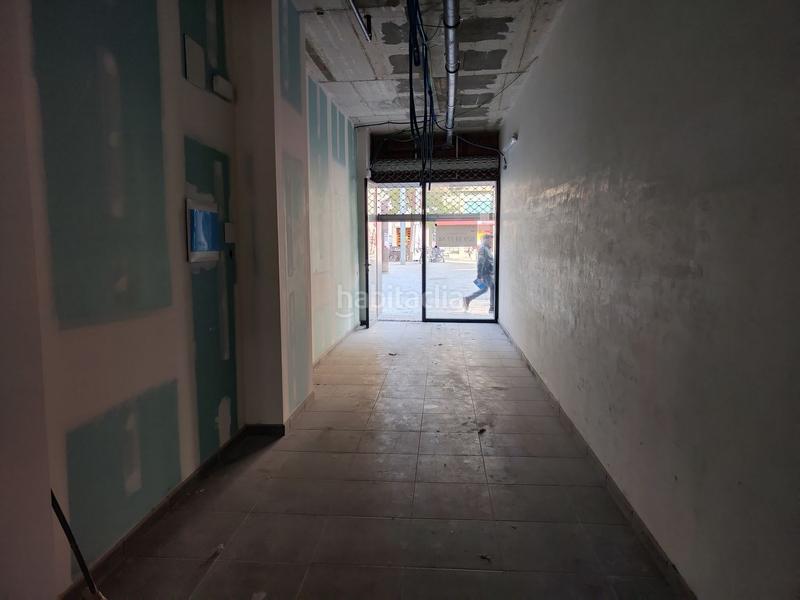 Foto 52a4065d-36e3-4ec2-84f8-6c1569c2cdbe. Alquiler local comercial en plaza perpinyà 6 local en pl perpinyà, 6, en Granollers