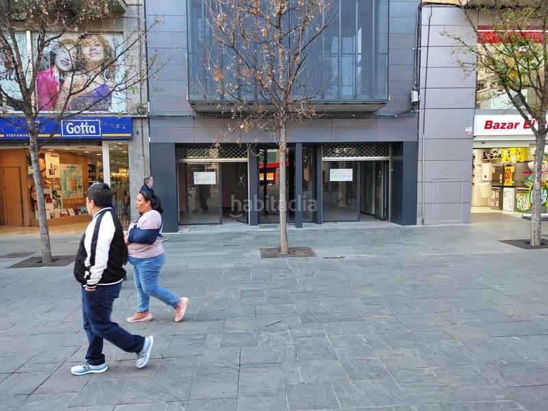 Foto 1253ab78-e6f3-4b75-8785-acc085ba1a98. Location local commercial dans plaza perpinyà 6 dans Granollers