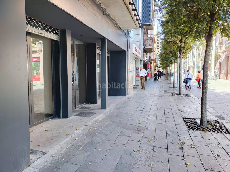 Foto e494a545-2689-43c1-ada3-65b046022875. Location local commercial dans plaza perpinyà 6 dans Granollers