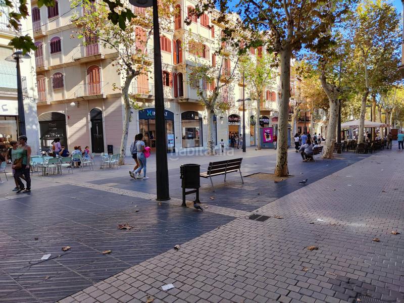 Foto ae276dc2-db0d-4eb2-b0e2-afbb18992df1. Affitto locale commerciale in rambla principal 70 in Vilanova i la Geltrú