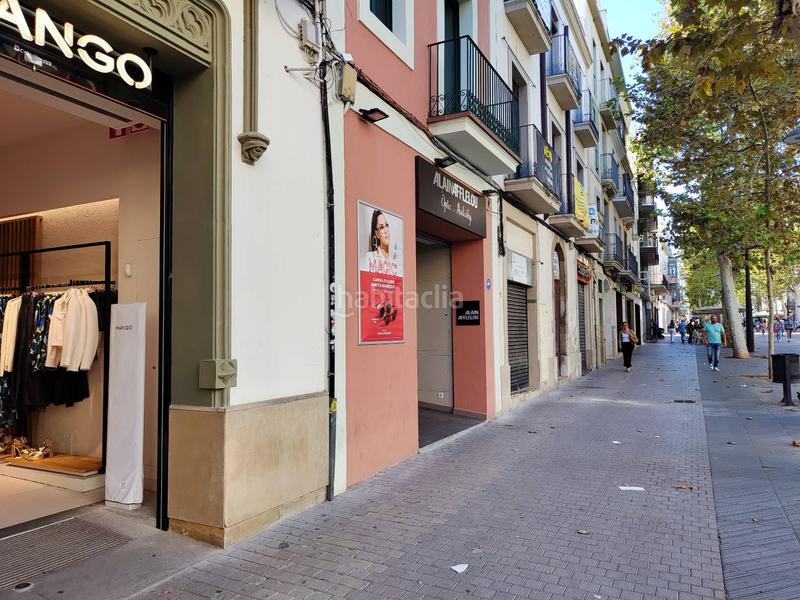 Foto ce8f0654-bdab-43da-8aea-883a99ff19e7. Affitto locale commerciale in rambla principal 70 in Vilanova i la Geltrú