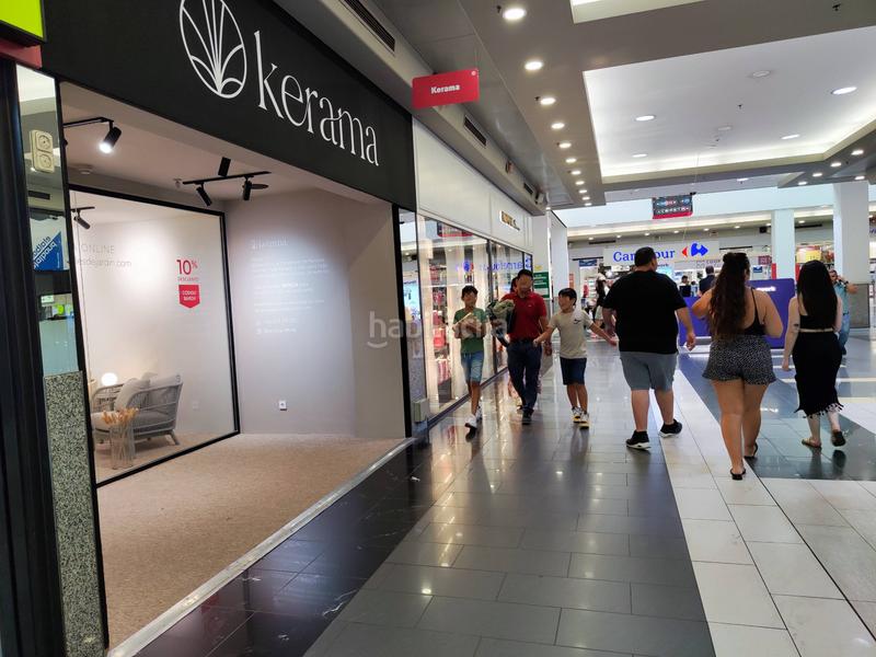 Foto df68f94e-14ac-4bc6-89a5-b6edd48c82cd. Affitto locale commerciale in sector baricentro a030b in Barberà del Vallès