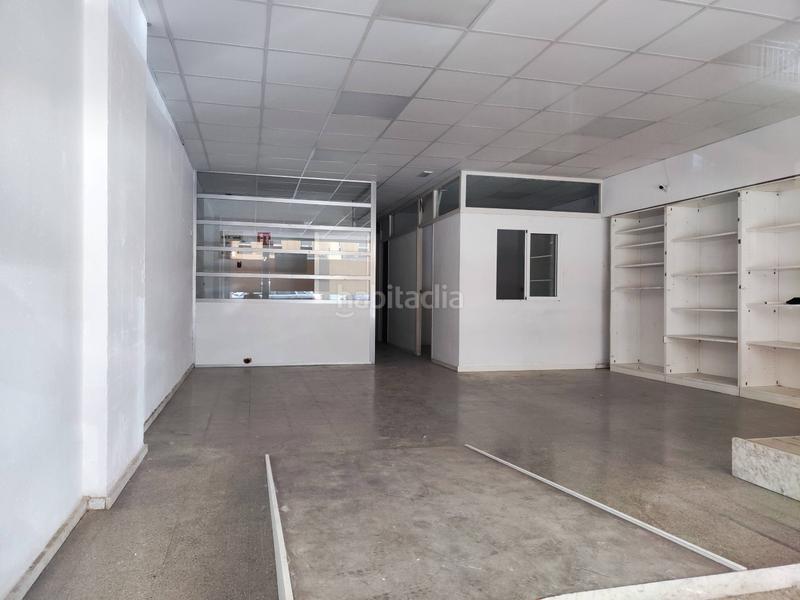 Foto eee381e2-0c7f-450d-aa4f-8a9954ca2bee. Rent business premise in duran i sors de 5b in Centre Sabadell