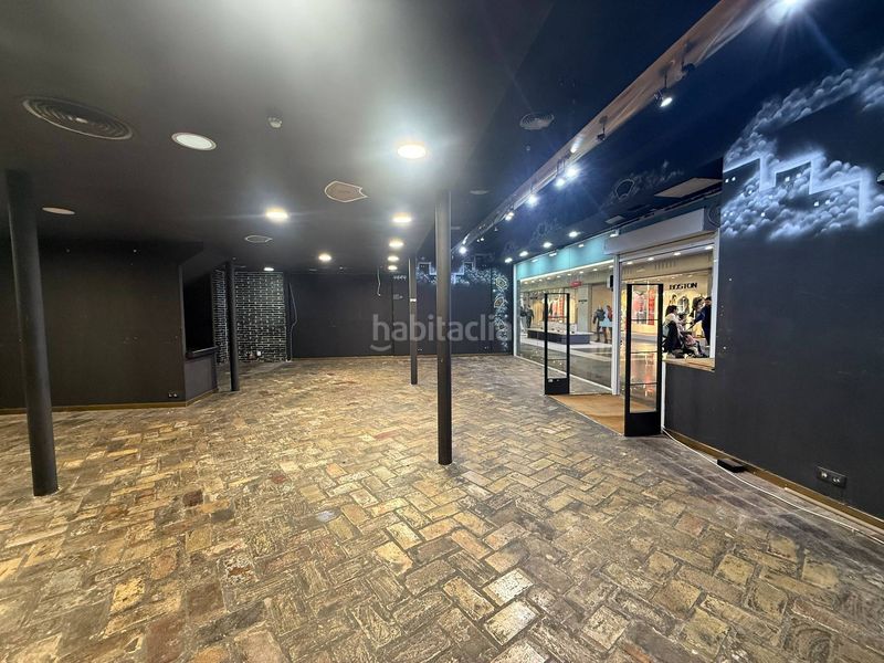 Foto a5f53335-4f19-4d24-b7b4-1bb80113dca5. Alquiler local comercial en sector baricentro local en c.c. baricentro en Barberà del Vallès