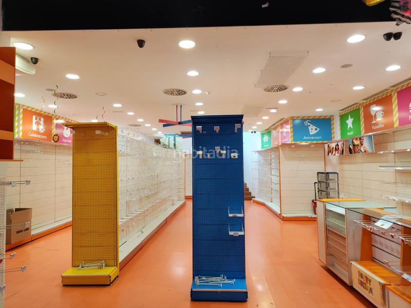 Foto 14b9962c-1b4e-40f2-b032-ba57d26ebddc. Alquiler local comercial en carrer gavatxons edificio en c gavatxons, 15, en Terrassa