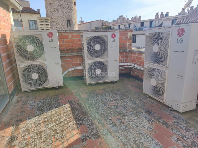 Foto 1ac141f2-f22a-408f-bb58-eff09865cfdb. Location local commercial dans carrer gavatxons dans Terrassa