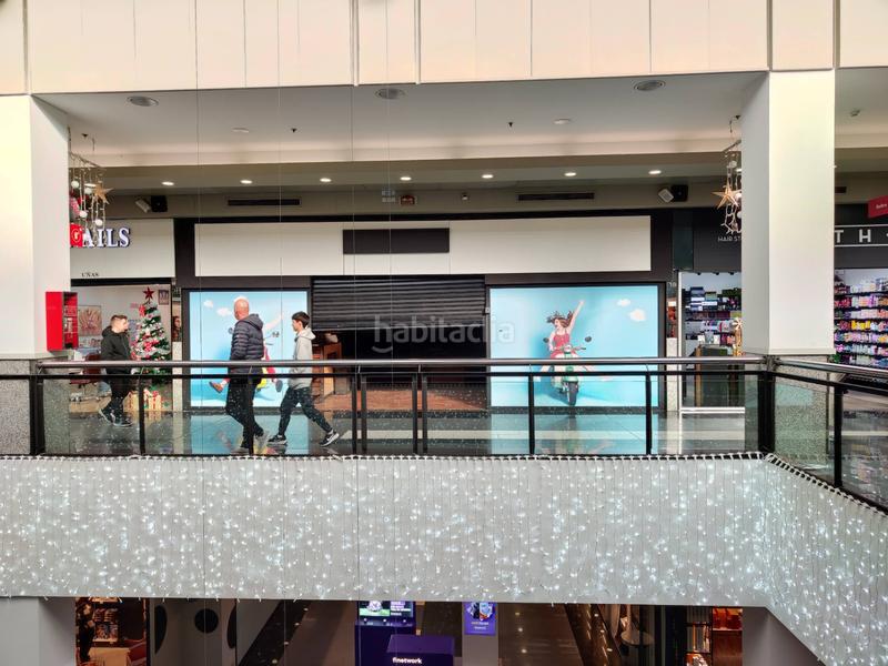 Foto 0d9b5853-4cf5-477c-a739-a85d49c7bbce. Lloguer local comercial a baricentro a-116 a Zona Industrial Barberà del Vallès