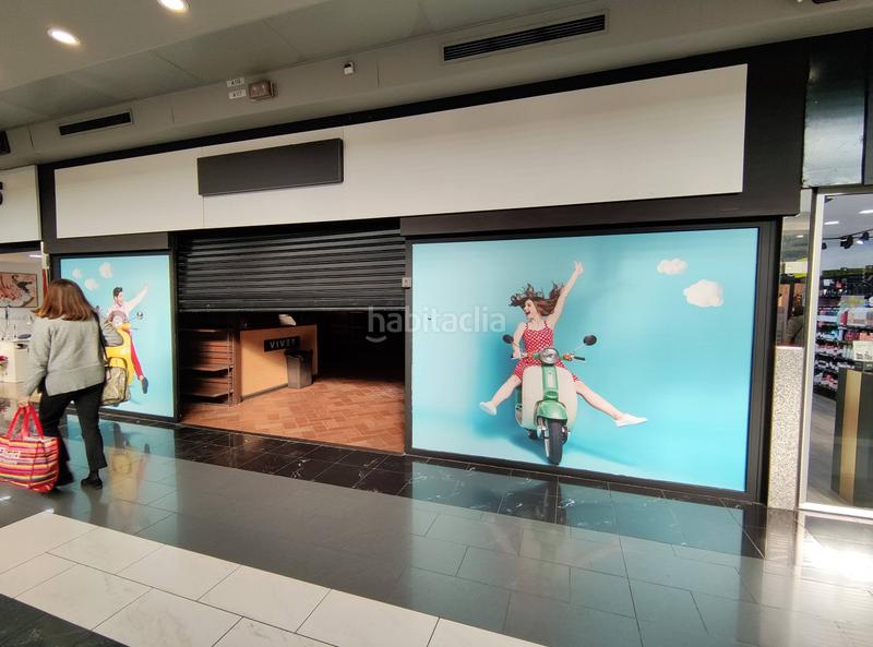 Foto 58b03424-aee9-4d73-a500-ec66c6eff86d. Lloguer local comercial a baricentro a-116 a Zona Industrial Barberà del Vallès