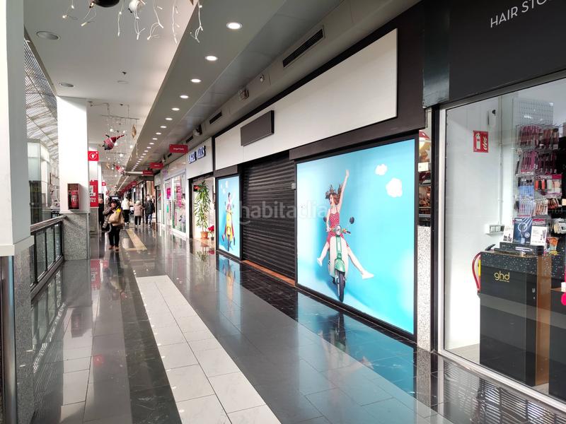 Foto 910e4203-9208-4ba1-a77c-eaca087b4191. Lloguer local comercial a baricentro a-116 a Zona Industrial Barberà del Vallès