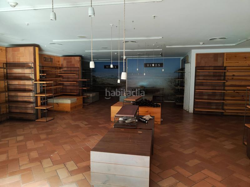 Foto 79c0f3a3-c50d-4478-9cb0-8976d1c42568. Rent business premise in baricentro a-116 in Zona Industrial Barberà del Vallès