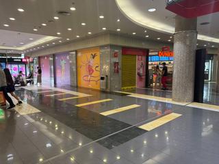 Rent Business premise in Carrer baricentro 2. Local en c.c. baricentro
