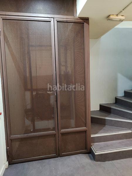 Foto a7fc9cc9-a90d-4272-8f01-34efd67774dd. Local comercial en gal.la placidia 16 local en pl. galla placídia, 16, en Barcelona