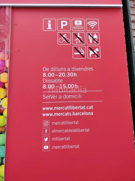 Foto dca38d2b-d552-4a3b-a80b-67ca0b8ff680. Local comercial en gal.la placidia 16 local en pl. galla placídia, 16, en Barcelona