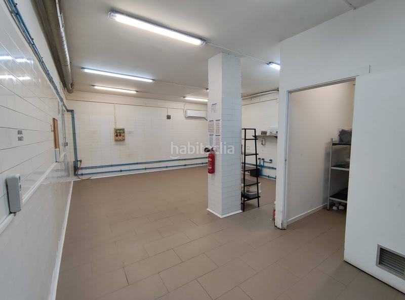 Foto f55ebece-34f6-4a8c-bb02-f82447585d1f. Local comercial en gal.la placidia 16 local en pl. galla placídia, 16, en Barcelona