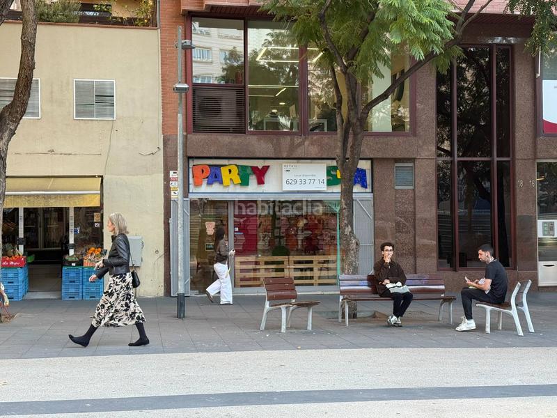 Foto 415c1248-00fa-48e2-9564-9a6dbc878b0a. Lloguer local comercial a gal·la placídia 18 a Vila de Gràcia Barcelona
