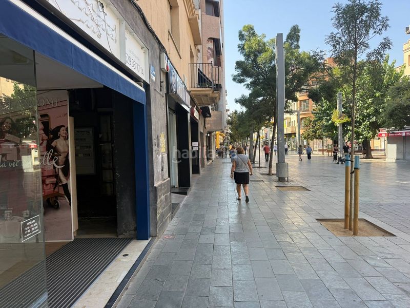 Foto 59816ffc-5879-446c-8757-25c5da3b9e69. Alquiler local comercial en maluquer i salvador 24 local en c anselm clavé, en Granollers