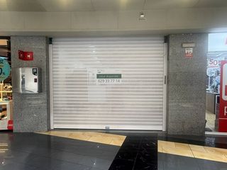 Lloguer Local Comercial a Carrer baricentro b-006a. Local en c.c. baricentro