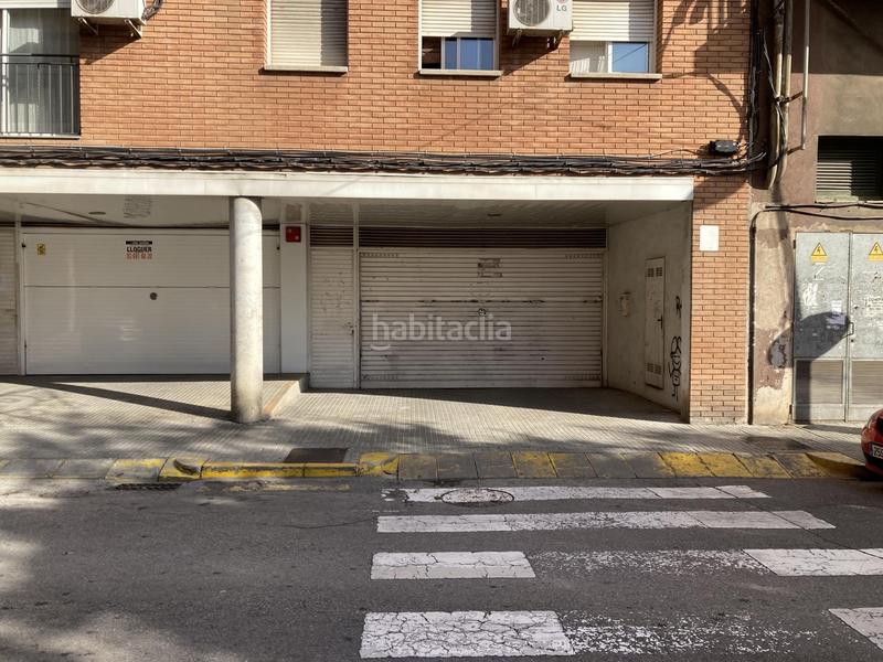 Foto a4d3c23b-4291-4a9a-881b-d086eb3004b9. Aparcament cotxe a carrer de maragall 35 a Ajuntament-Maragall Ripollet