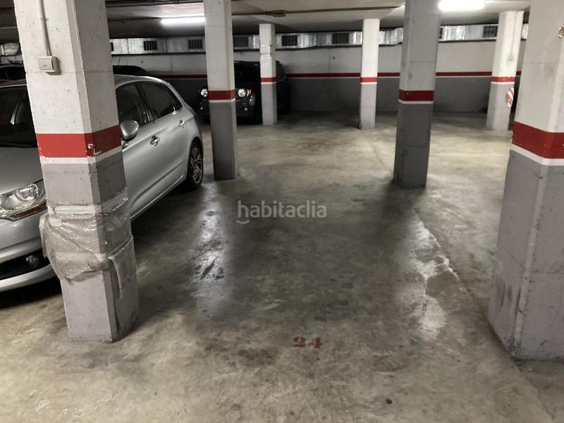 Foto 0f6e5d4d-f5fb-4a37-bbf5-fec42a383da1. Parking coche en carrer de maragall 35 en Ajuntament-Maragall Ripollet