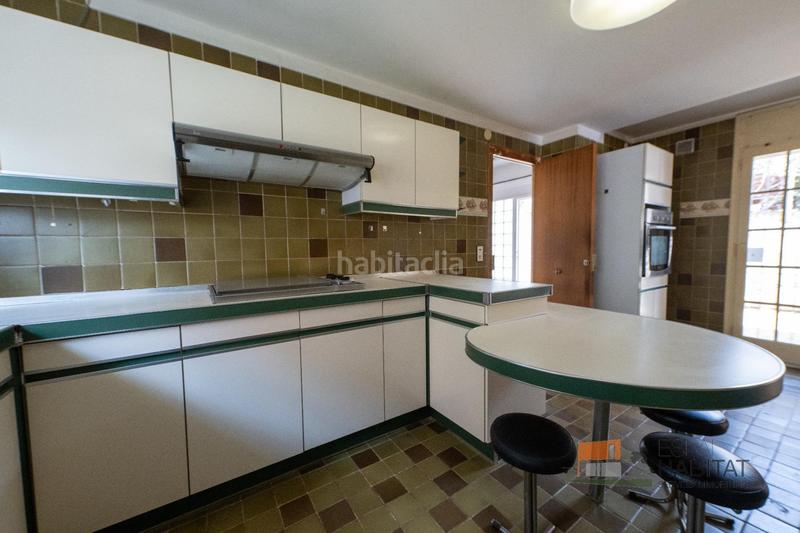 Foto 72b4bc5f-a593-43a0-85c1-e41dccd2e124. Casa con riscaldamento parcheggio piscina in Vilassar de Dalt