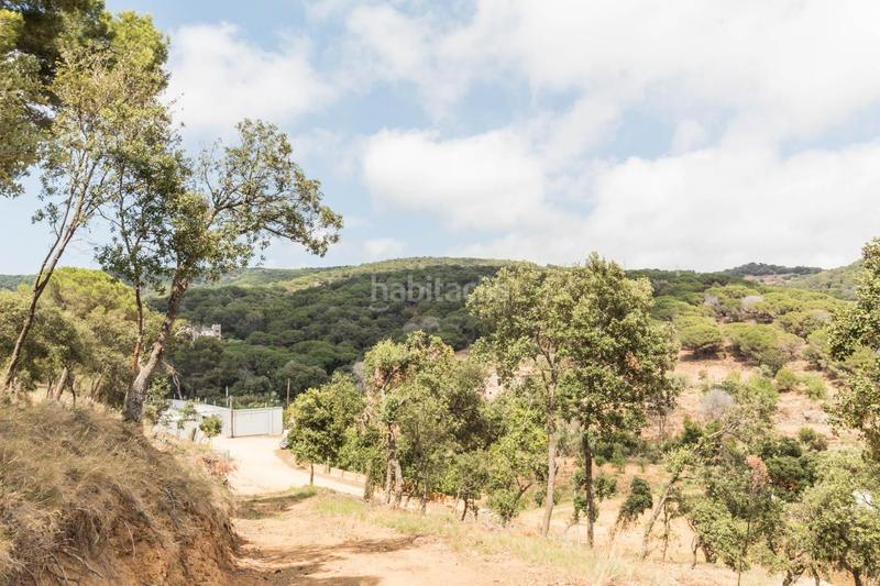 Foto d316b8bb-5091-47cb-be49-3f8d844516fa. Finca rústica venta de dos fincas rústicas , cerca de la autopista en Mataró