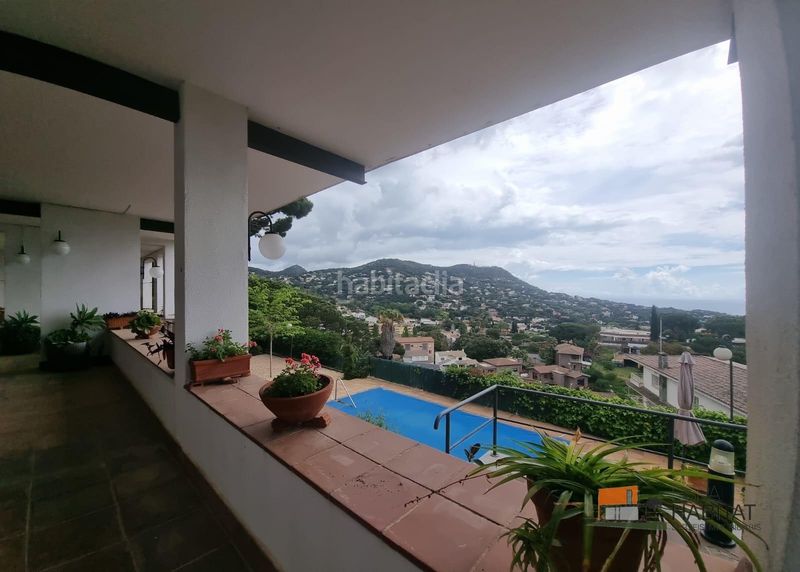 Foto 50c56189-df37-4603-80fb-d66f32fc385f. Xalet amb calefacció aparcament piscina a Cabrils